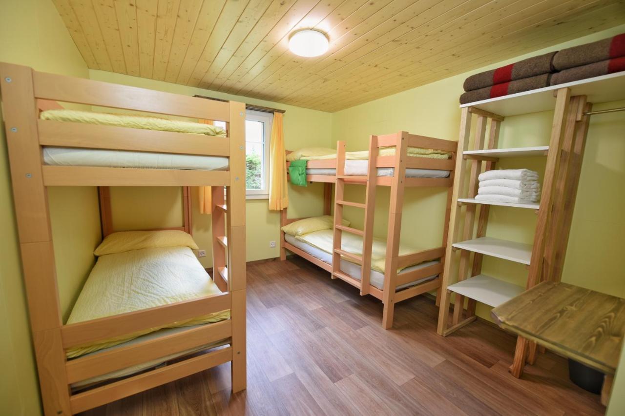Schutzenbach Backpackers For Adults 18-35 Hostel Lauterbrunnen Exterior photo