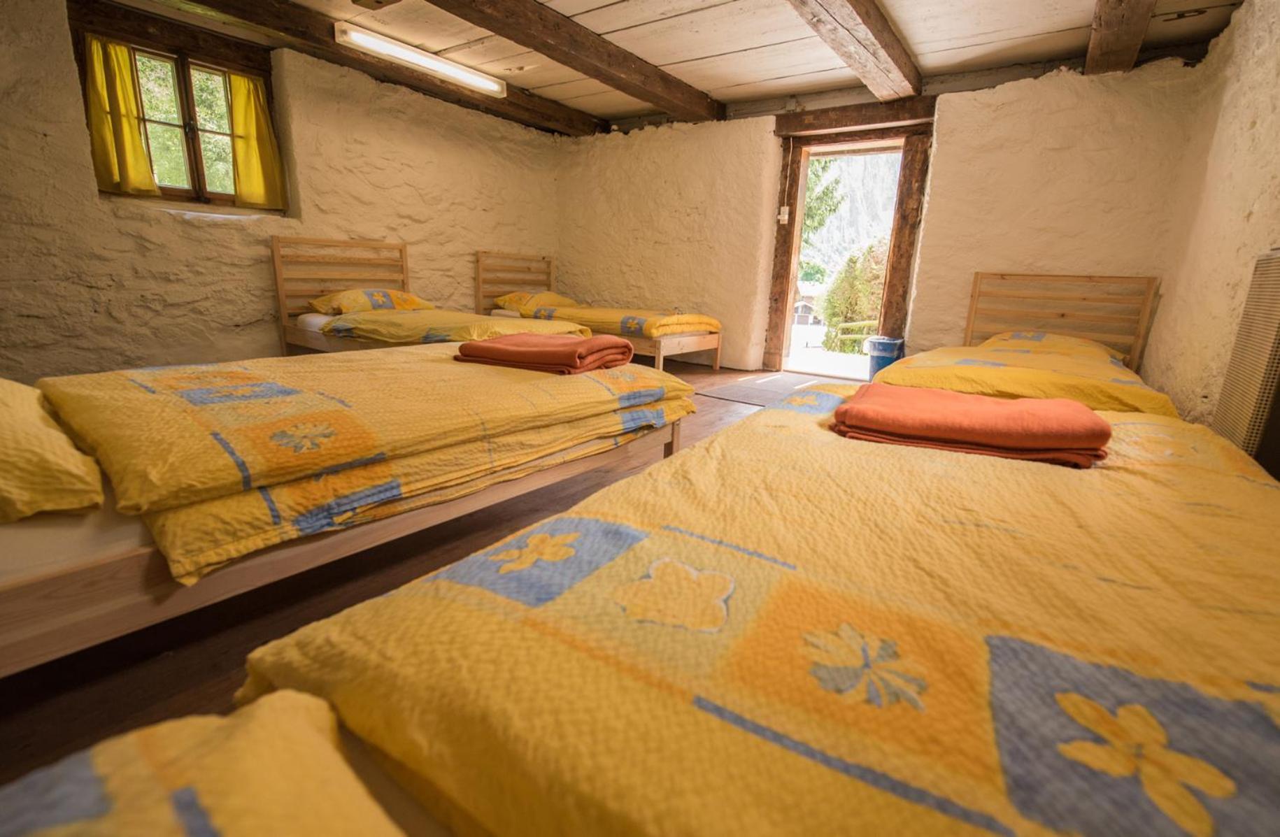 Schutzenbach Backpackers For Adults 18-35 Hostel Lauterbrunnen Exterior photo